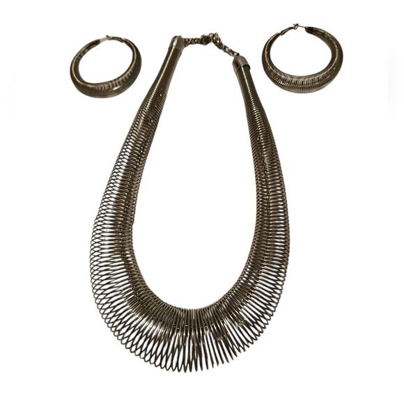 Costume Jewelry Y2K Necklace and Earrings Set see measurements - Picture 1 of 4